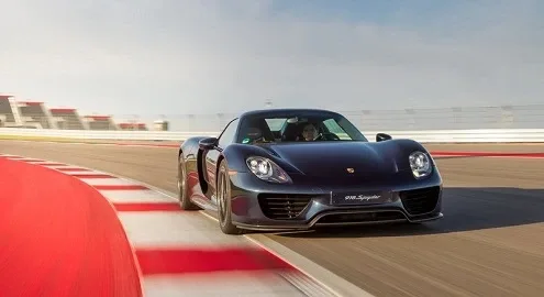 Суперкар Porsche 918 Spyder снова отзывают