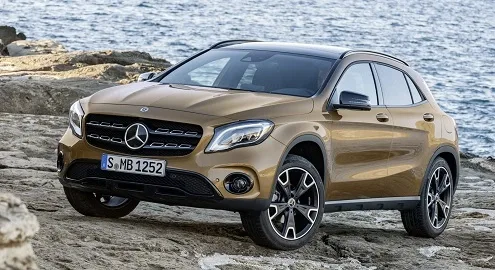 Кроссовер Mercedes-Benz GLA слегка обновился