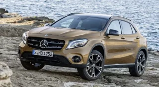 Кросовер Mercedes-Benz GLA трохи оновився