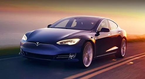 Tesla Model S похвасталась рекордным запасом хода