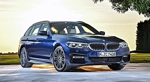 BMW представила новую «пятерку» в кузове универсал