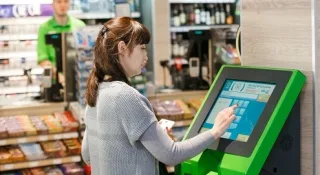 На 320 АЗК «ОККО» встановлено платіжні термінали