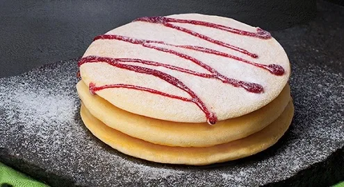 Fluffy and filling pancakes – another original breakfast at OKKO