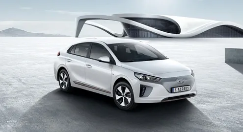 Hyundai представит киевлянам и гостям столицы инновационные автомобили IONIQ Hybrid и IONIQ Electric