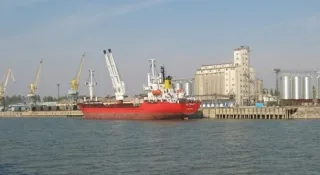 В Україну почали постачати угорський бензин