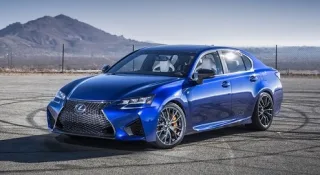 Lexus прибере з модельного ряду седан GS