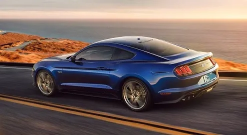 Ford Mustang received a pulsing engine start button