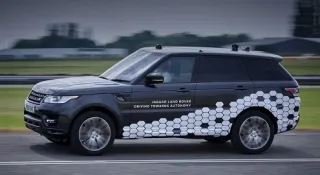 Range Rover Sport received a version with autopilot