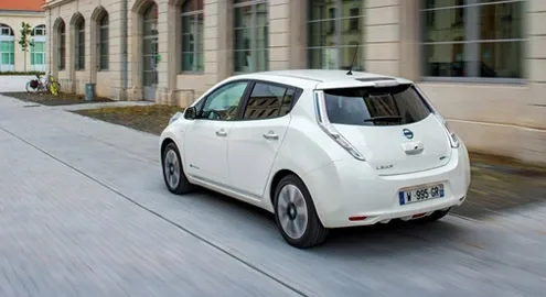 New Nissan Leaf will get autopilot