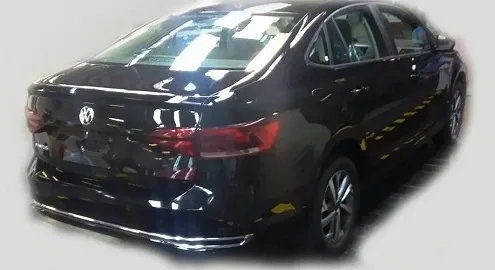 Опубліковано перші фото седана Volkswagen Polo нового покоління