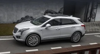 Кросовер Cadillac XT5 отримав гібридну версію