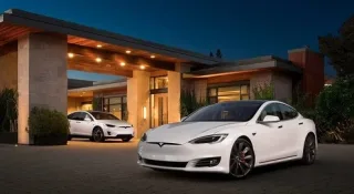 Tesla запатентувала нову систему швидкої заміни батарей
