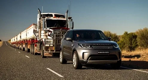 Land Rover Discovery towed 110 tons