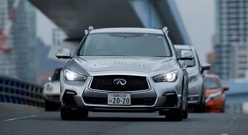 Infiniti Q50 drove through the streets of Tokyo in autonomous mode