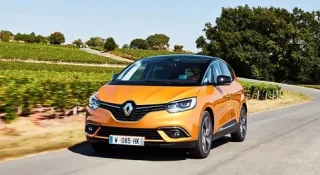 Renault Scenic приміряв новий турбомотор