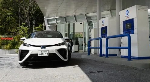 Japanese automakers have joined forces for hydrogen refueling stations