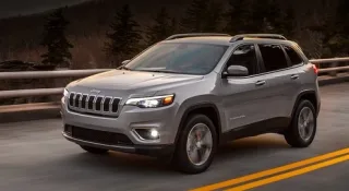 Кросовер Jeep Cherokee пережив рестайлінг