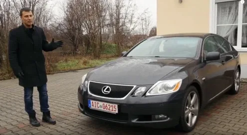 Choosing a Lexus GS sedan in Germany
