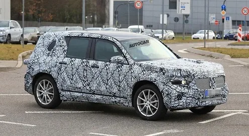 Кроссовер Mercedes-Benz GLB выехал на тесты