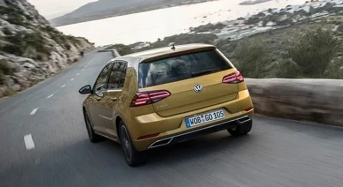 Новый Volkswagen Golf представят летом 2019 года