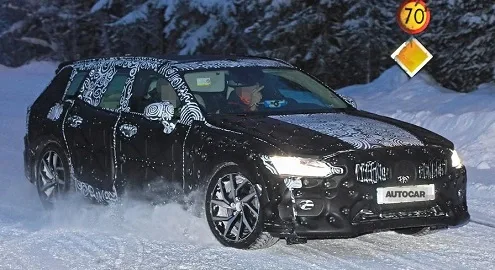 New Volvo V60 spotted during testing