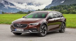 Нова Opel Insignia вже отримала 100 000 замовлень у виробництво!
