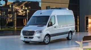 Новий Mercedes-Benz Sprinter отримав передній привід