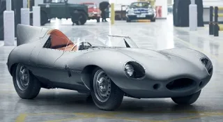 Ретро-спорткар Jaguar D-Type повернули у виробництво