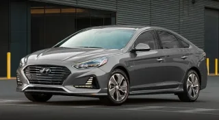 Гібридна версія седана Hyundai Sonata пережила рестайлінг
