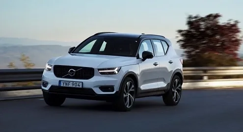 Кроссовер Volvo XC40 получил трехцилиндровый двигатель