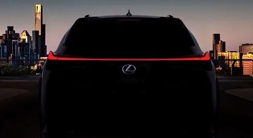 Lexus привезет в Женеву новый кроссовер