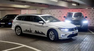 Volkswagen створив безпілотний паркінг у Гамбурзі
