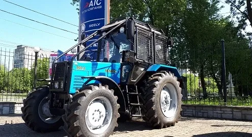 AIS offers special tractor configurations for forestry