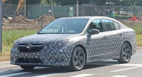 Новый Subaru Legacy замечен на тестах