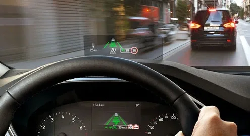 На моделях Ford появится улучшенный проекционный дисплей