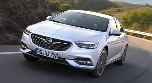 Opel Insignia обзавелась новым турбомотором