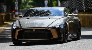 Суперкар Nissan GT-R50 виїхав на трек