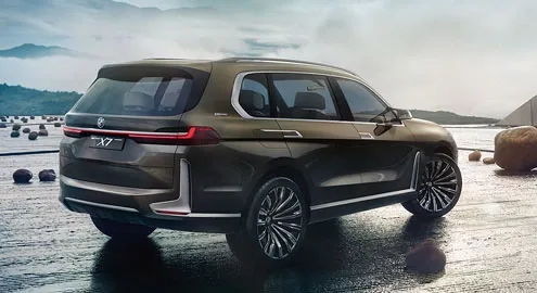 BMW X7 crossover will be presented in October