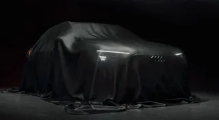 Audi продовжує потроху розсекречувати електрокар E-Tron