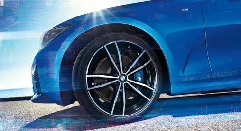 Новую BMW 3-Series частично рассекретили