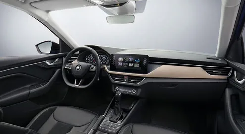 Skoda продолжает понемногу рассекречивать модель Scala