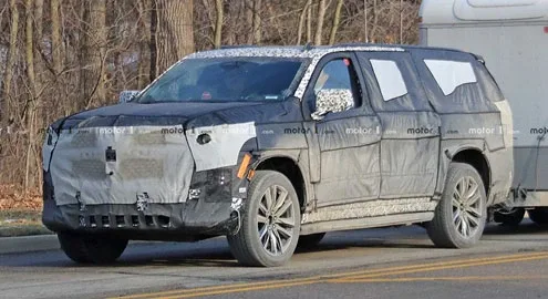 Новый Cadillac Escalade выехал на тесты