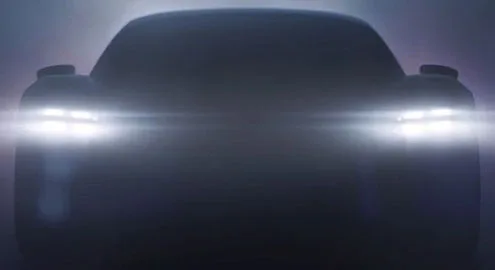 Porsche продолжает понемногу рассекречивать электрокар Taycan