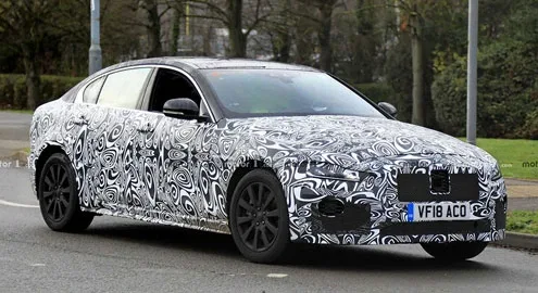 Обновленный седан Jaguar XE замечен на тестах