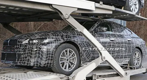 Электрокар BMW i4 показался на шпионских фото