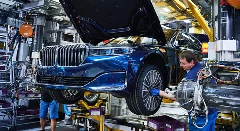 Production of the updated BMW 7-Series sedan has started