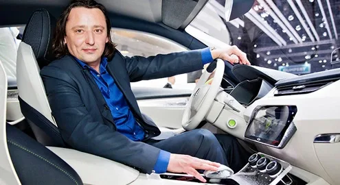 Шеф-дизайнер BMW переходит в Rolls-Royce