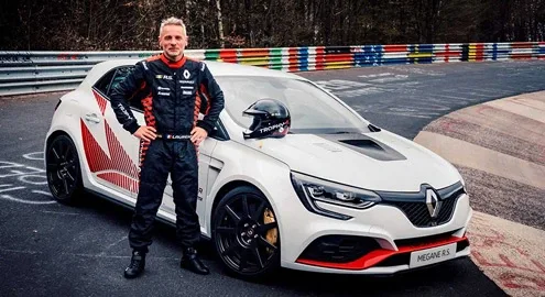 Renault Megane R.S. Trophy-R broke the Nürburgring record