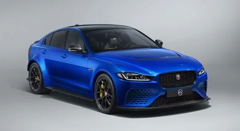 Спорт-седан Jaguar XE SV Project 8 получил лайт-версию