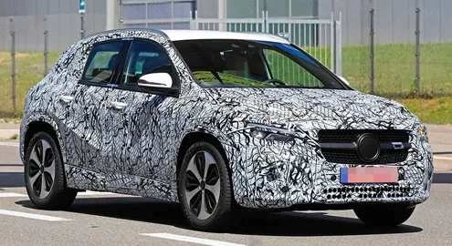 Новый Mercedes-Benz GLA выехал на тесты